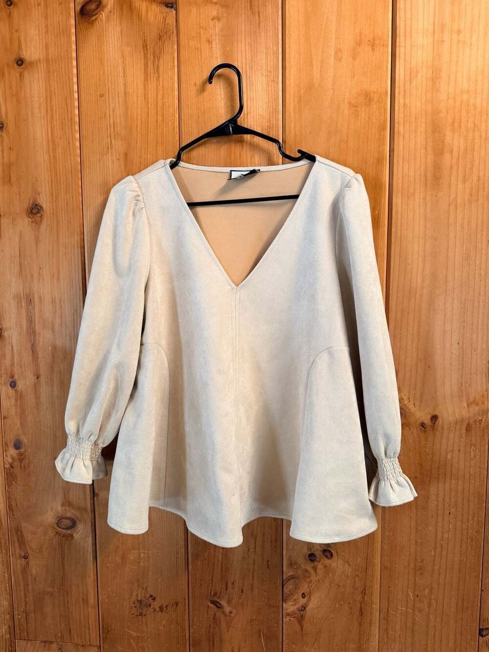 Tuckernuck Cream Suede Easton V-Neck Puff Sleeve Blouse Size L